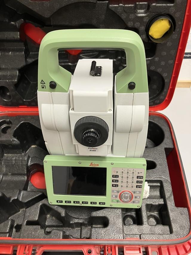 Used Leica TS16 R1000 with Internal Camera 2021