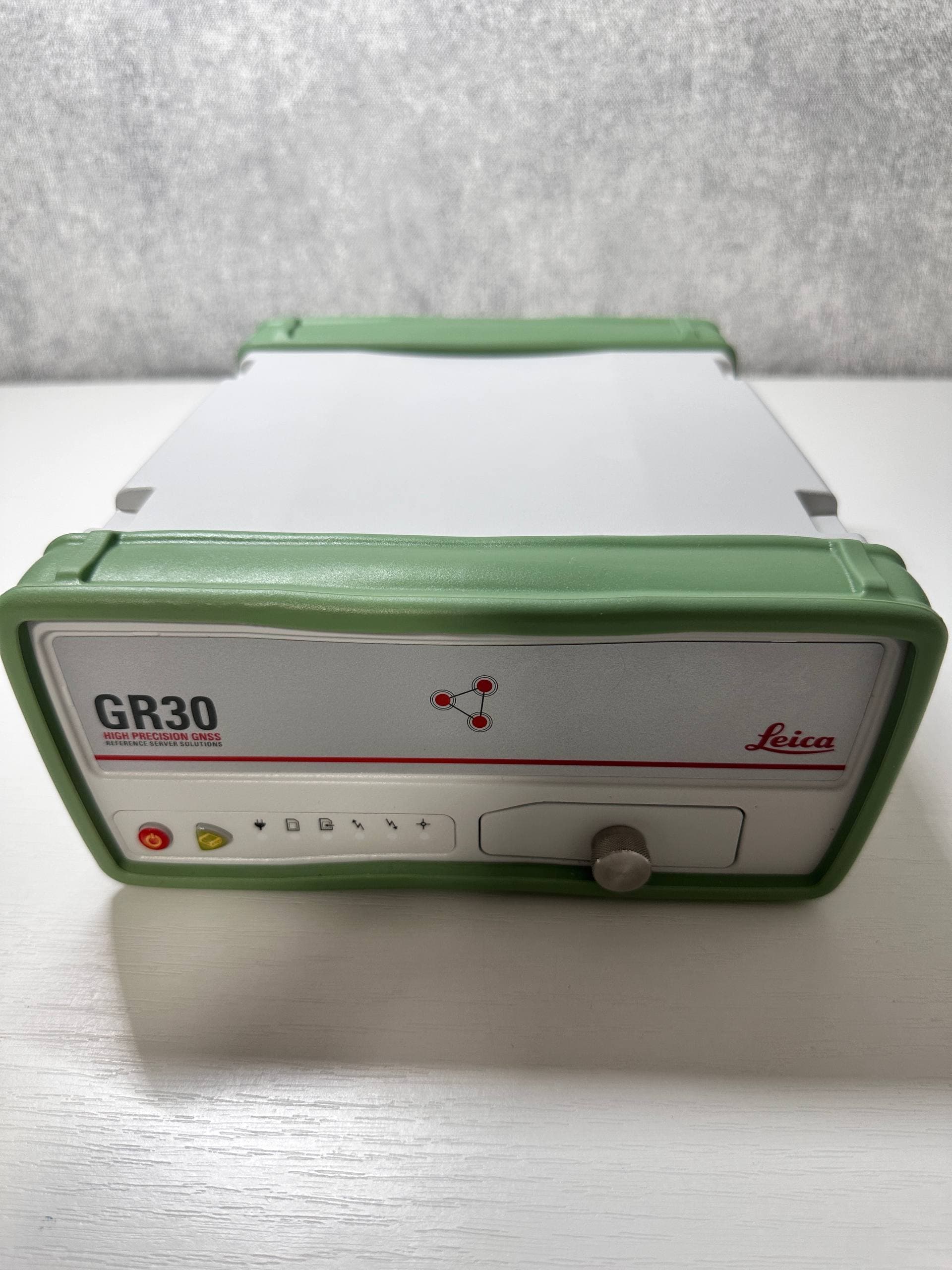 Leica GR30 GNSS Reference Server 2019